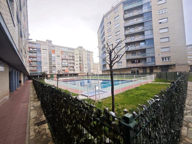 4 Zimmer Wohnung zu verkaufen in Calatayud mit Pool - 89.000 € (Ref: 9690936)