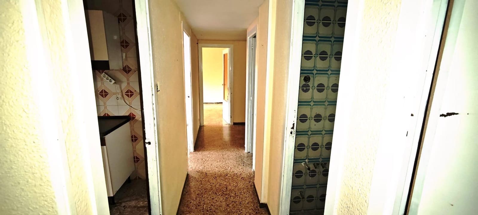 4 bedroom Flat for sale in Calatayud with pool - € 89,000 (Ref: 9690936)