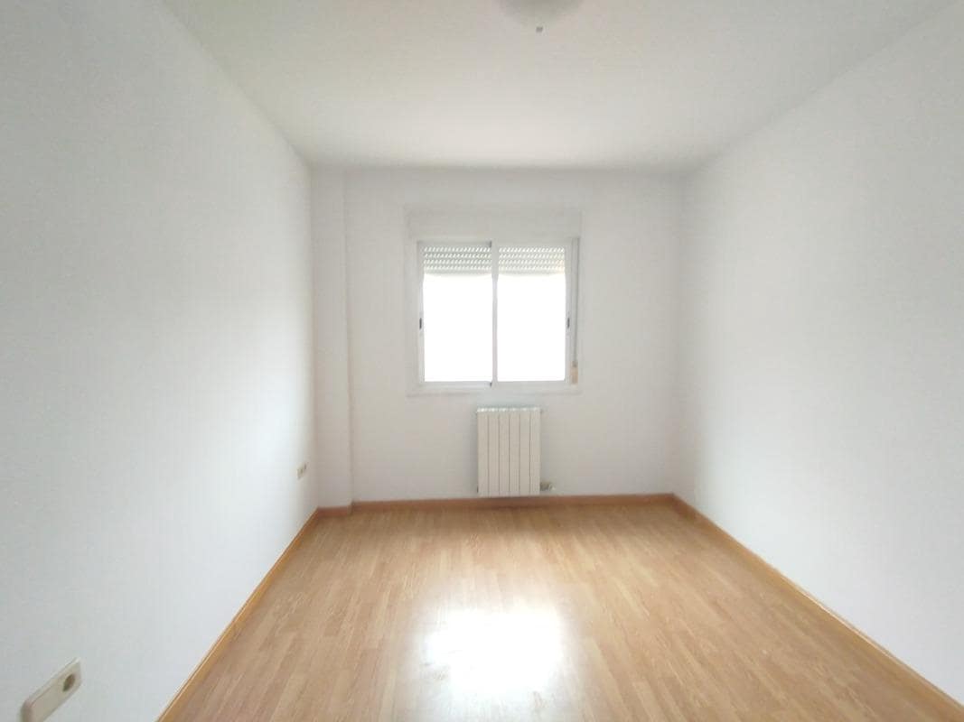 4 bedroom Terraced Villa for sale in Osera de Ebro with garage - € 144,000 (Ref: 9690937)