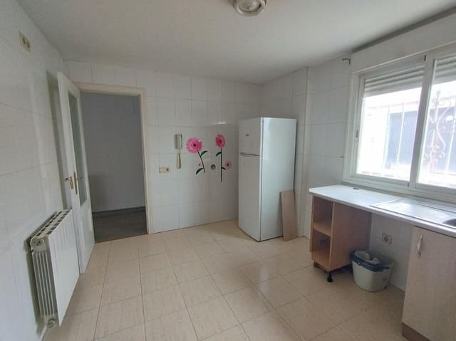 4 bedroom Terraced Villa for sale in Osera de Ebro with garage - € 144,000 (Ref: 9690937)