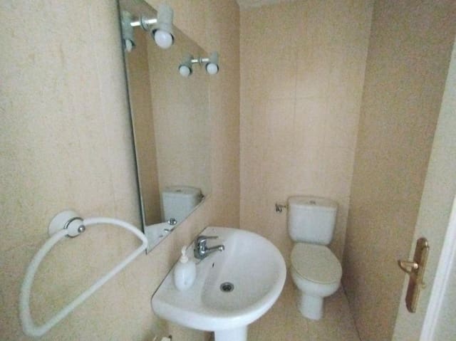 4 bedroom Terraced Villa for sale in Osera de Ebro with garage - € 144,000 (Ref: 9690937)