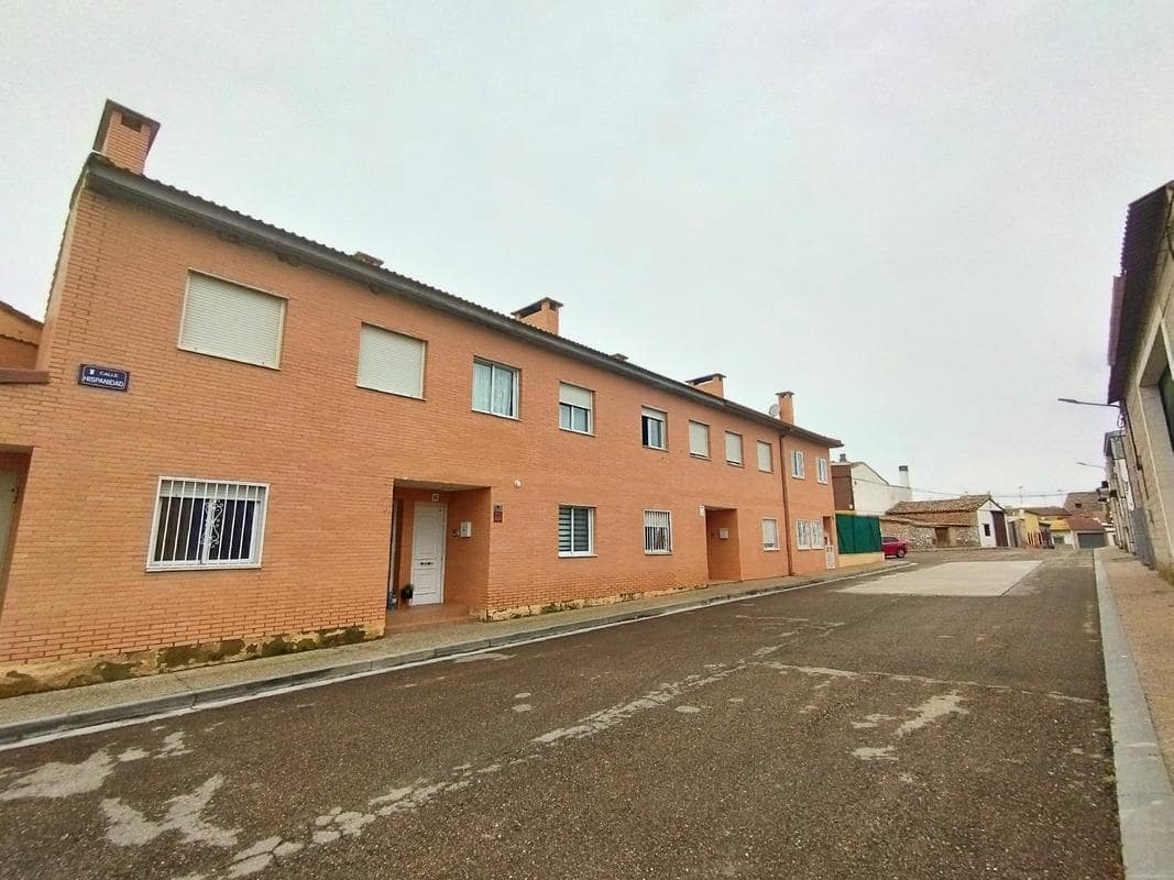 4 bedroom Terraced Villa for sale in Osera de Ebro with garage - € 144,000 (Ref: 9690937)