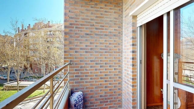 3 sypialnia Mieszkanie na sprzedaż w Miasto Saragossa z garażem - 265 000 € (Ref: 9702082)