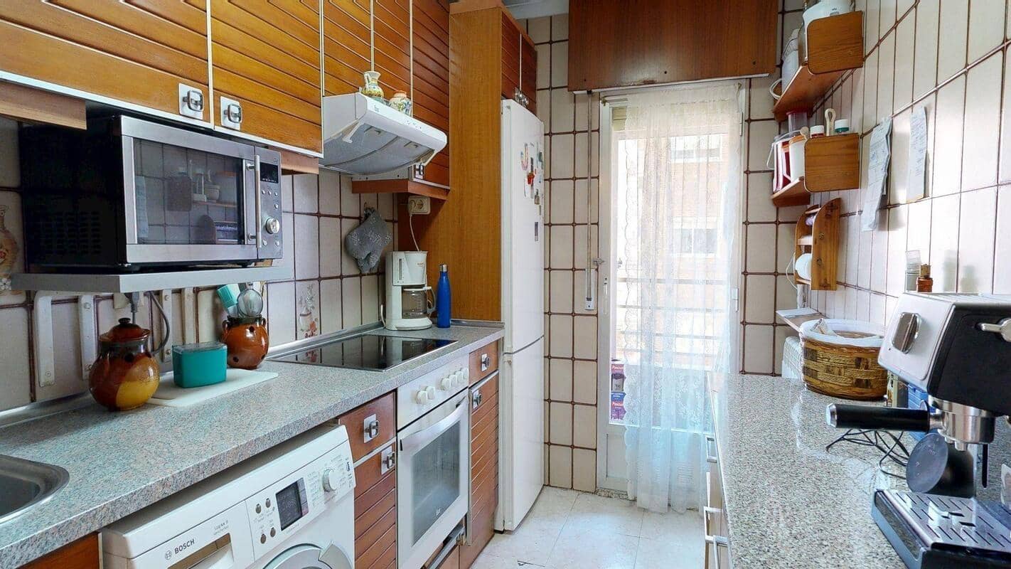 3 sypialnia Mieszkanie na sprzedaż w Miasto Saragossa z garażem - 265 000 € (Ref: 9702082)