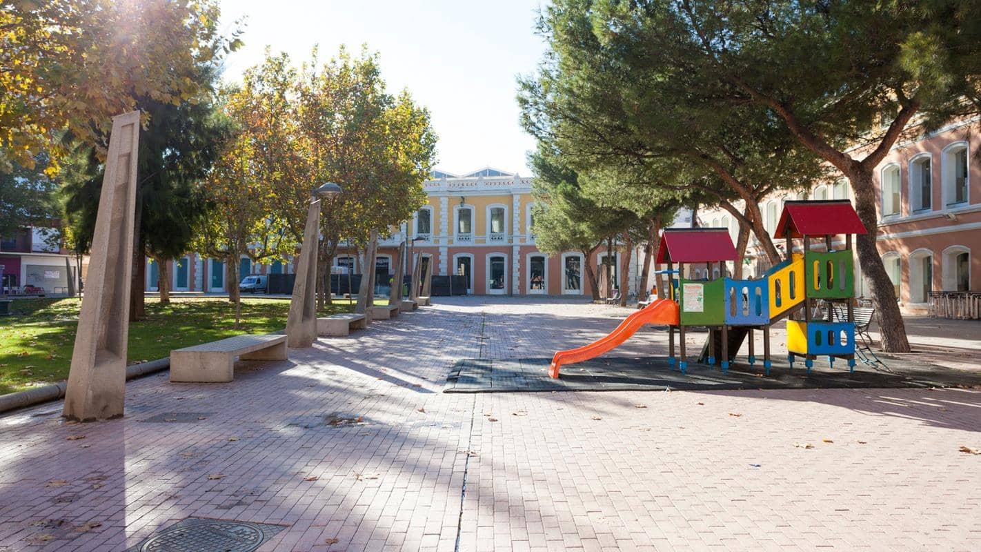 3 sypialnia Mieszkanie na sprzedaż w Miasto Saragossa z garażem - 265 000 € (Ref: 9702082)