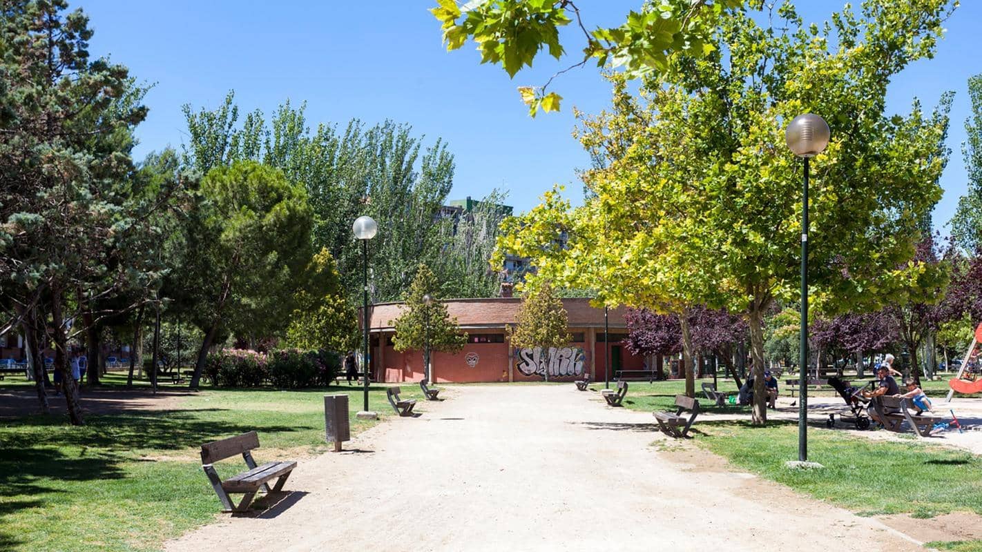 3 bedroom Flat for sale in Zaragoza city - € 129,000 (Ref: 9715059)