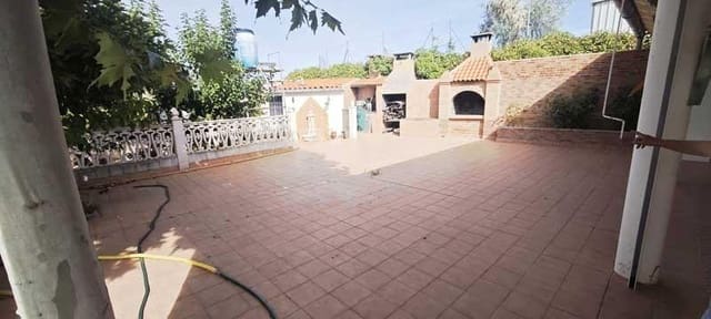 2 bedroom Villa for sale in Torralba de Ribota - € 85,000 (Ref: 9726774)