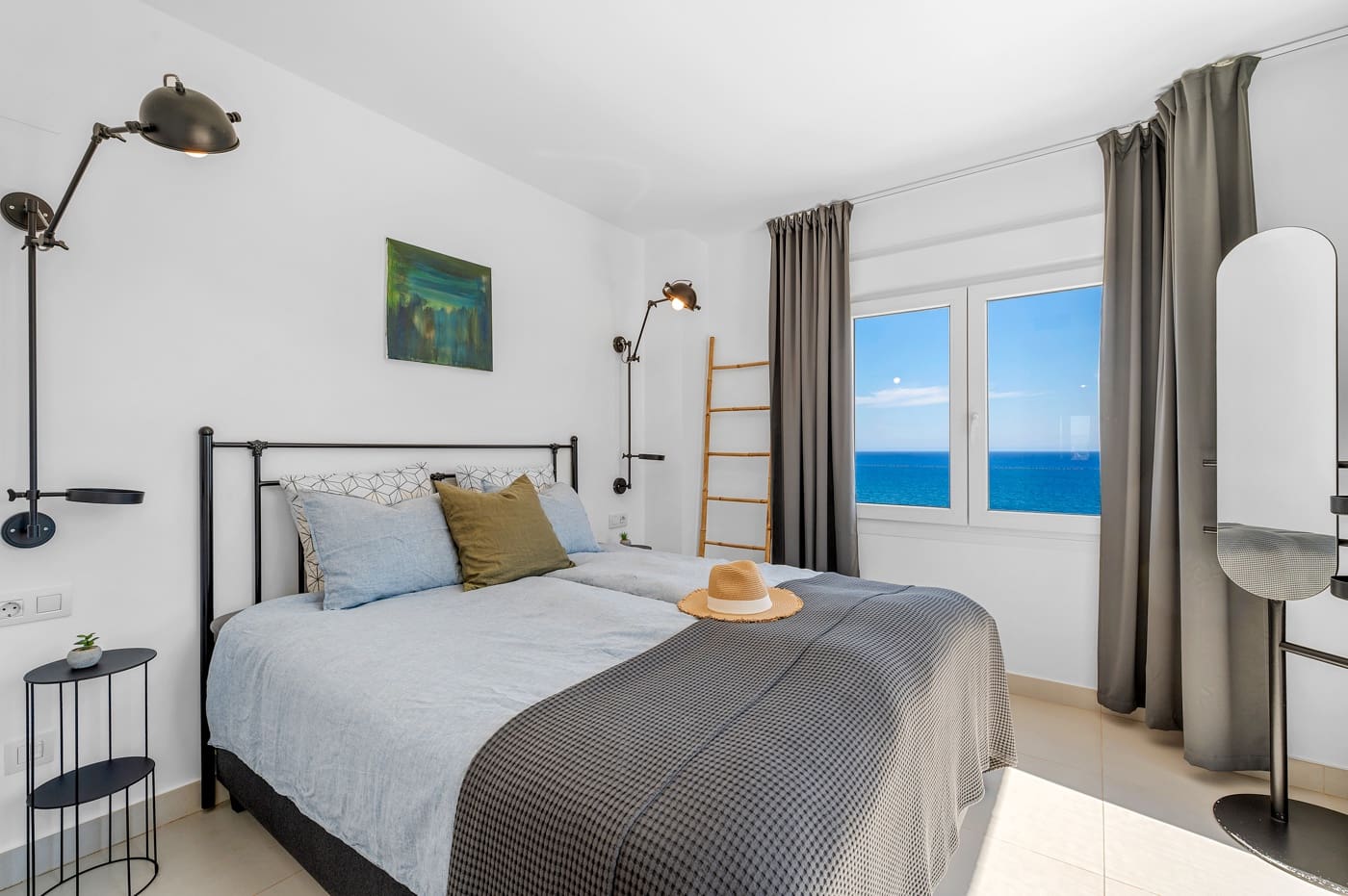 2 bedroom Beach Apartment for sale in Punta Prima with pool - € 599,000 (Ref: 9356755)