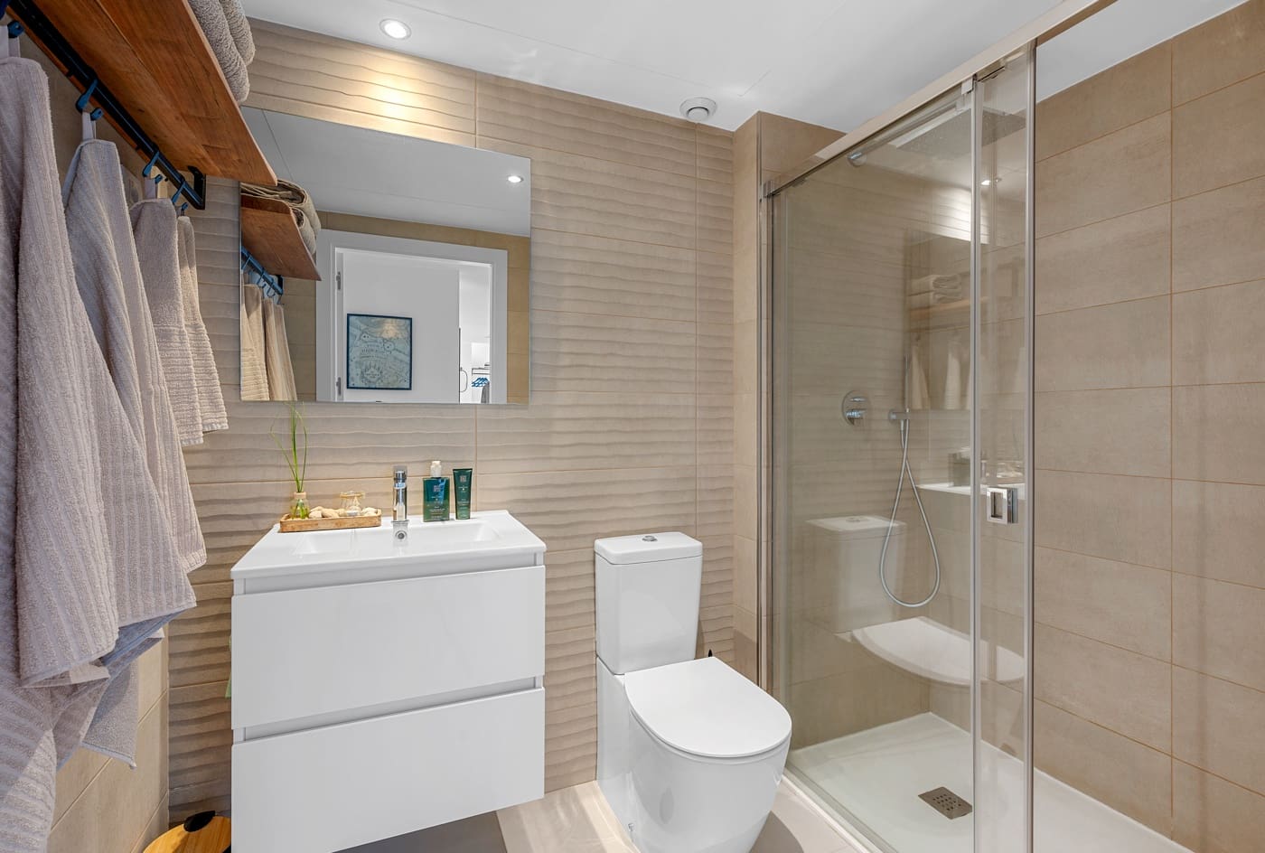 2 bedroom Beach Apartment for sale in Punta Prima with pool - € 599,000 (Ref: 9356755)