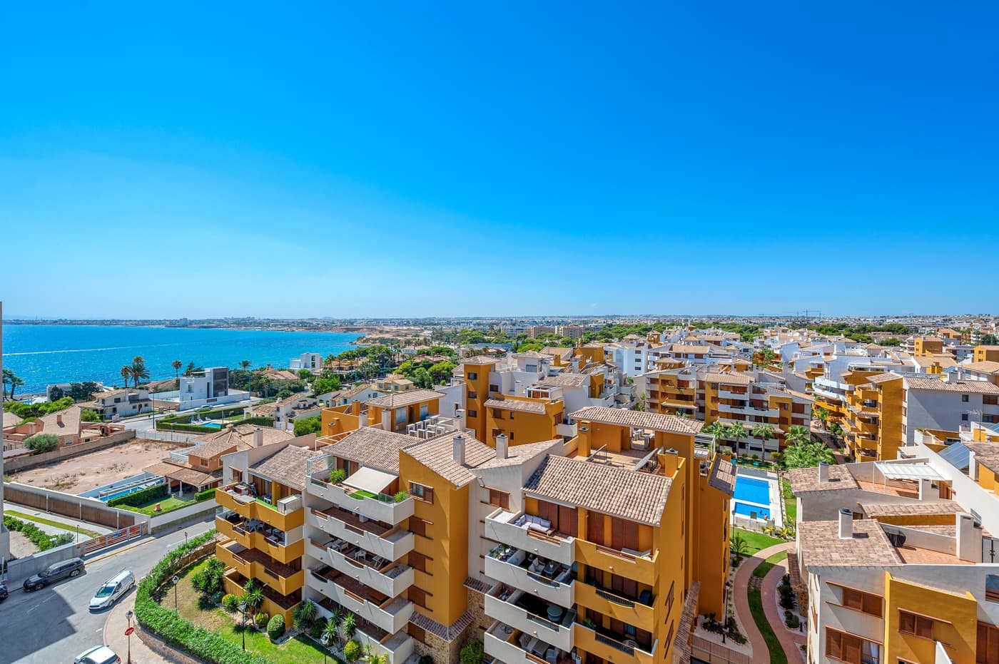 2 bedroom Beach Apartment for sale in Punta Prima with pool - € 599,000 (Ref: 9356755)