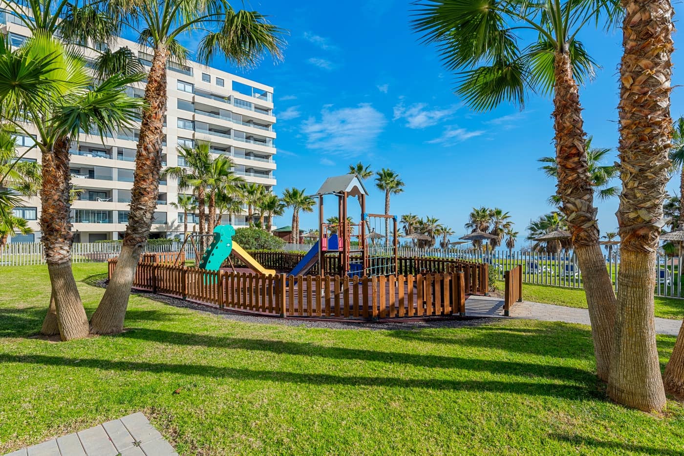 2 bedroom Beach Apartment for sale in Punta Prima with pool - € 599,000 (Ref: 9356755)