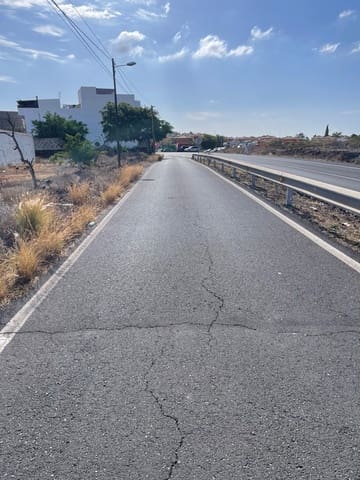 Bouwgrond te koop in Parque de la Reina, Arona - € 2.300.000 (Ref: 7566588)