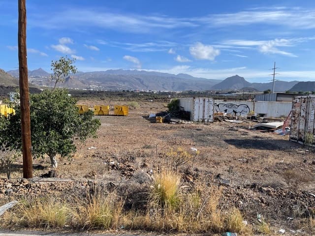 Bouwgrond te koop in Parque de la Reina, Arona - € 2.300.000 (Ref: 7566588)