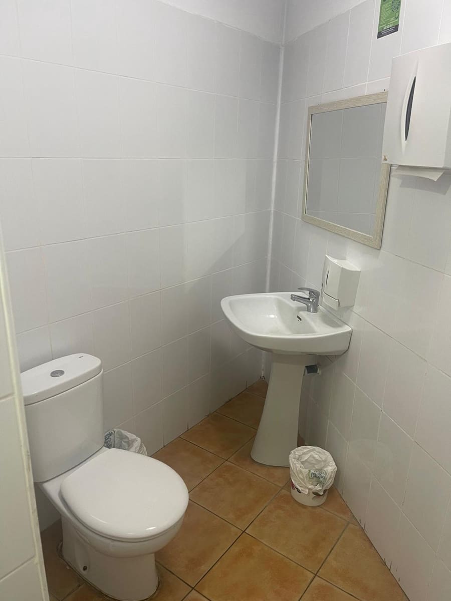 Komercyjne do wynajęcia w San Miguel de Abona - 4 500 € (Ref: 8670304)