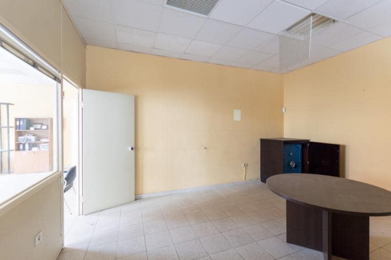 Erhverv til salg i San Cristobal de La Laguna - € 296.000 (Ref: 8888218)