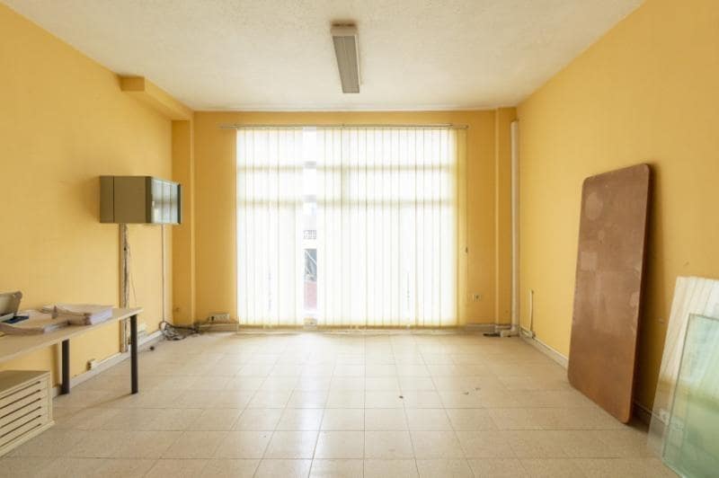 Erhverv til salg i San Cristobal de La Laguna - € 296.000 (Ref: 8888218)