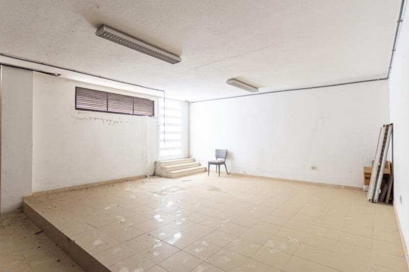 Erhverv til salg i San Cristobal de La Laguna - € 296.000 (Ref: 8888218)