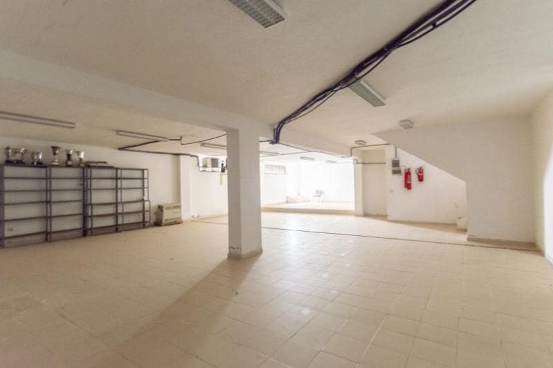 Erhverv til salg i San Cristobal de La Laguna - € 296.000 (Ref: 8888218)