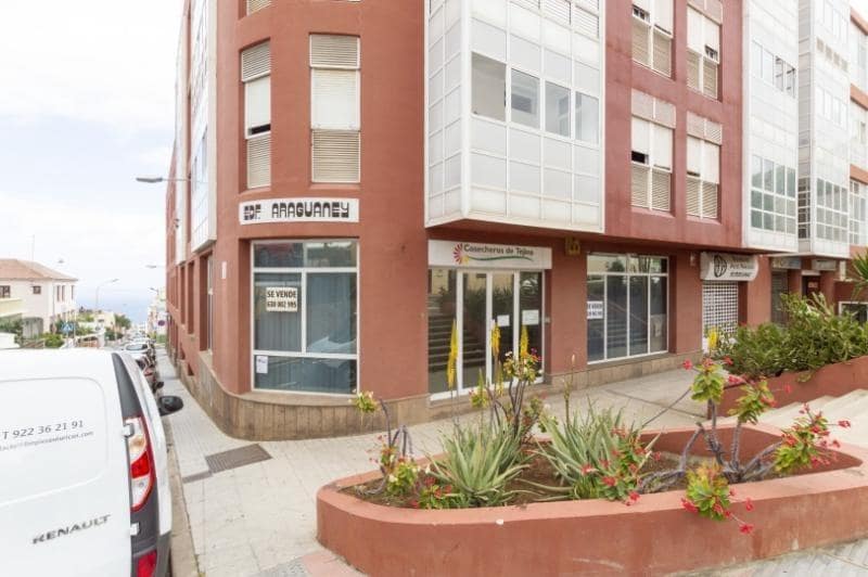 Erhverv til salg i San Cristobal de La Laguna - € 296.000 (Ref: 8888218)