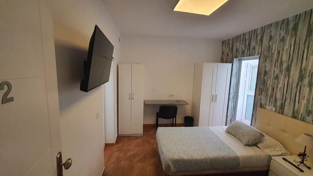1 soveværelse Lejlighed til leje i San Cristóbal de La Laguna - € 700 (Ref: 9159617)