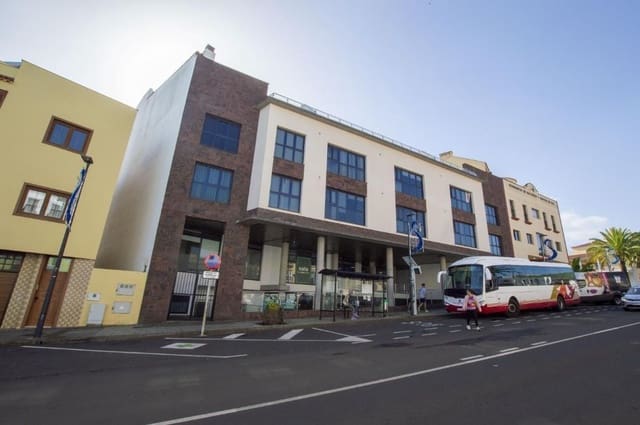 3 soveværelse Erhverv til salg i Barlovento med garage - € 1.000.000 (Ref: 9165292)