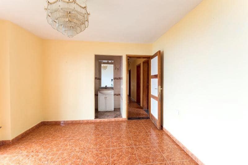 4 makuuhuone Maalaistalo myytävänä paikassa Icod de los Vinos - 140 000 € (Ref: 9255415)