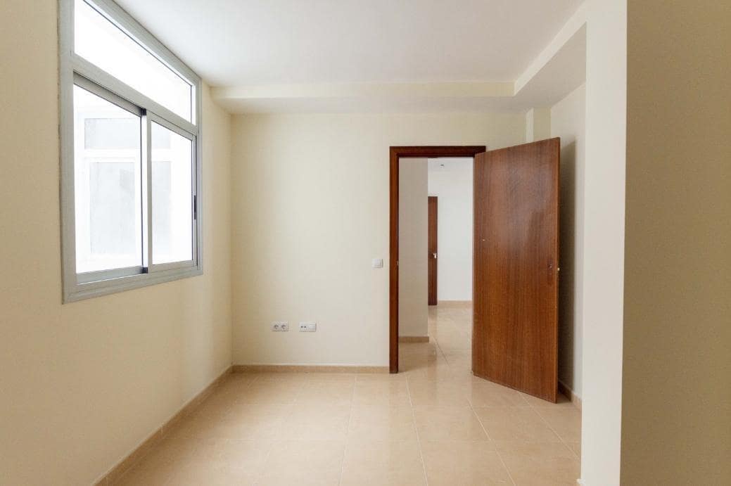 2 sypialnia Mieszkanie na sprzedaż w Los Realejos z garażem - 140 000 € (Ref: 9355996)