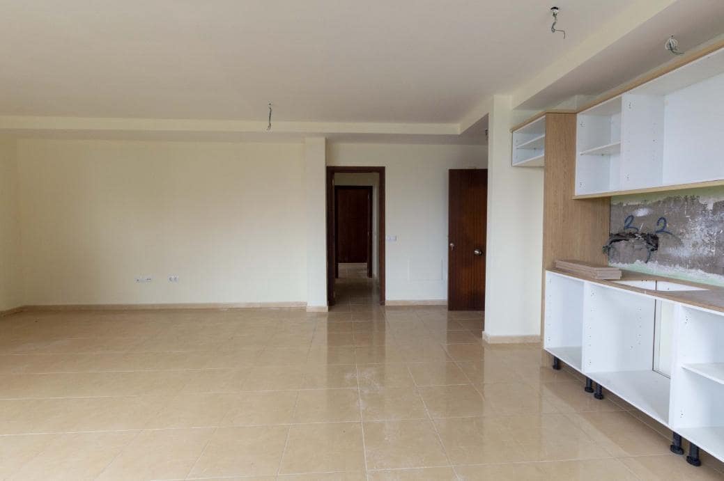 2 soveværelse Lejlighed til salg i Los Realejos med garage - € 165.000 (Ref: 9375459)