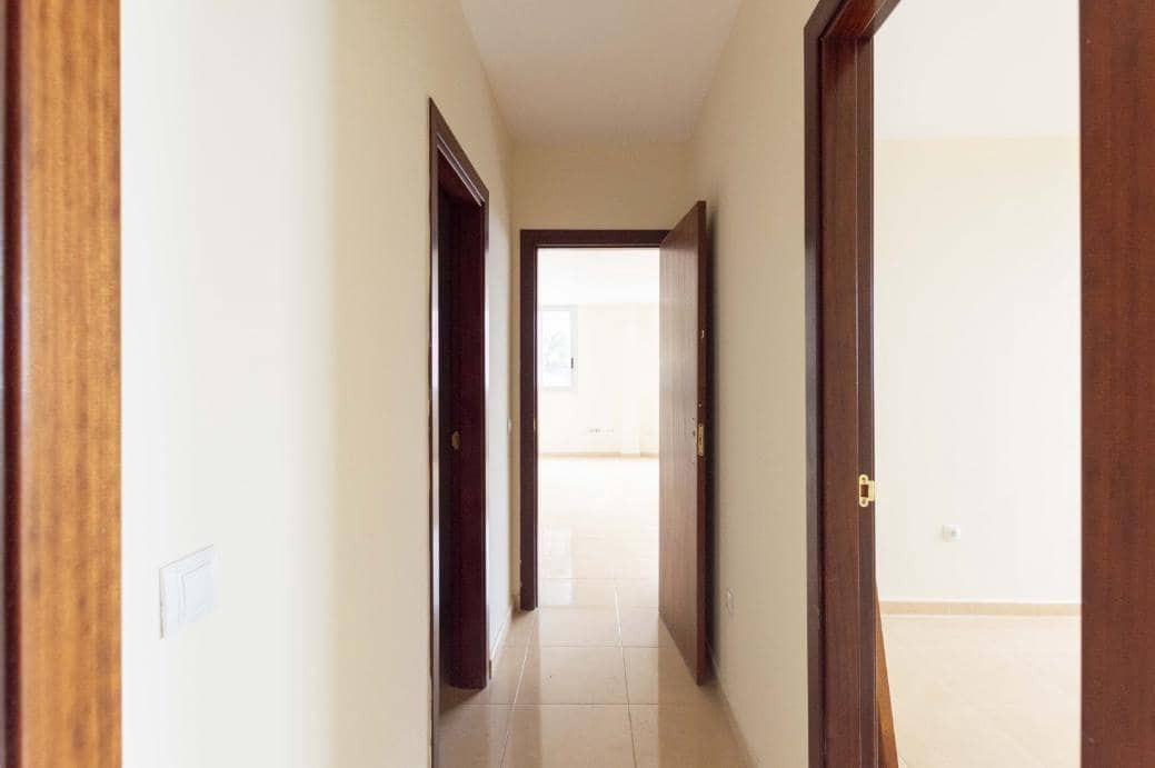 2 soveværelse Lejlighed til salg i Los Realejos med garage - € 165.000 (Ref: 9375459)