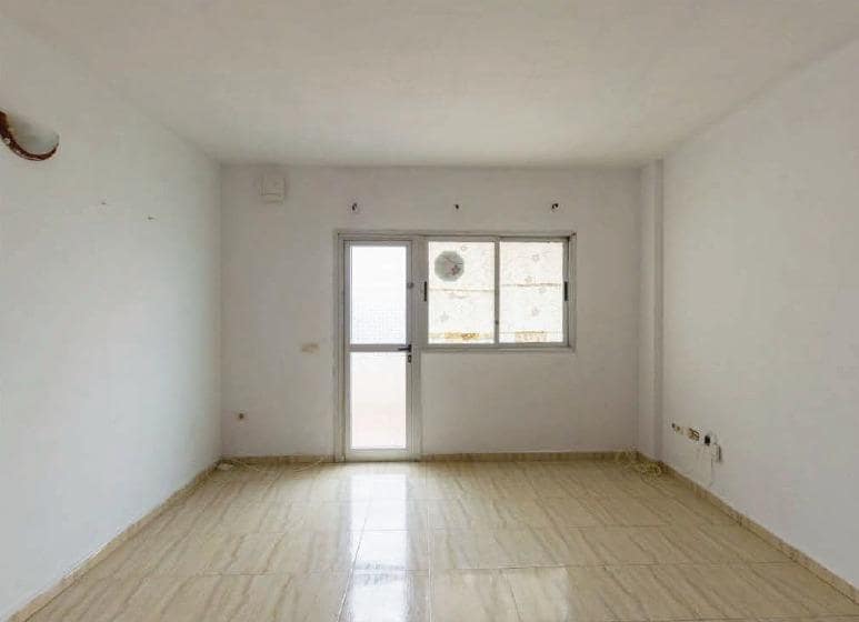 2 soverom Leilighet til salgs i San Isidro de Abona - € 150 000 (Ref: 9568968)