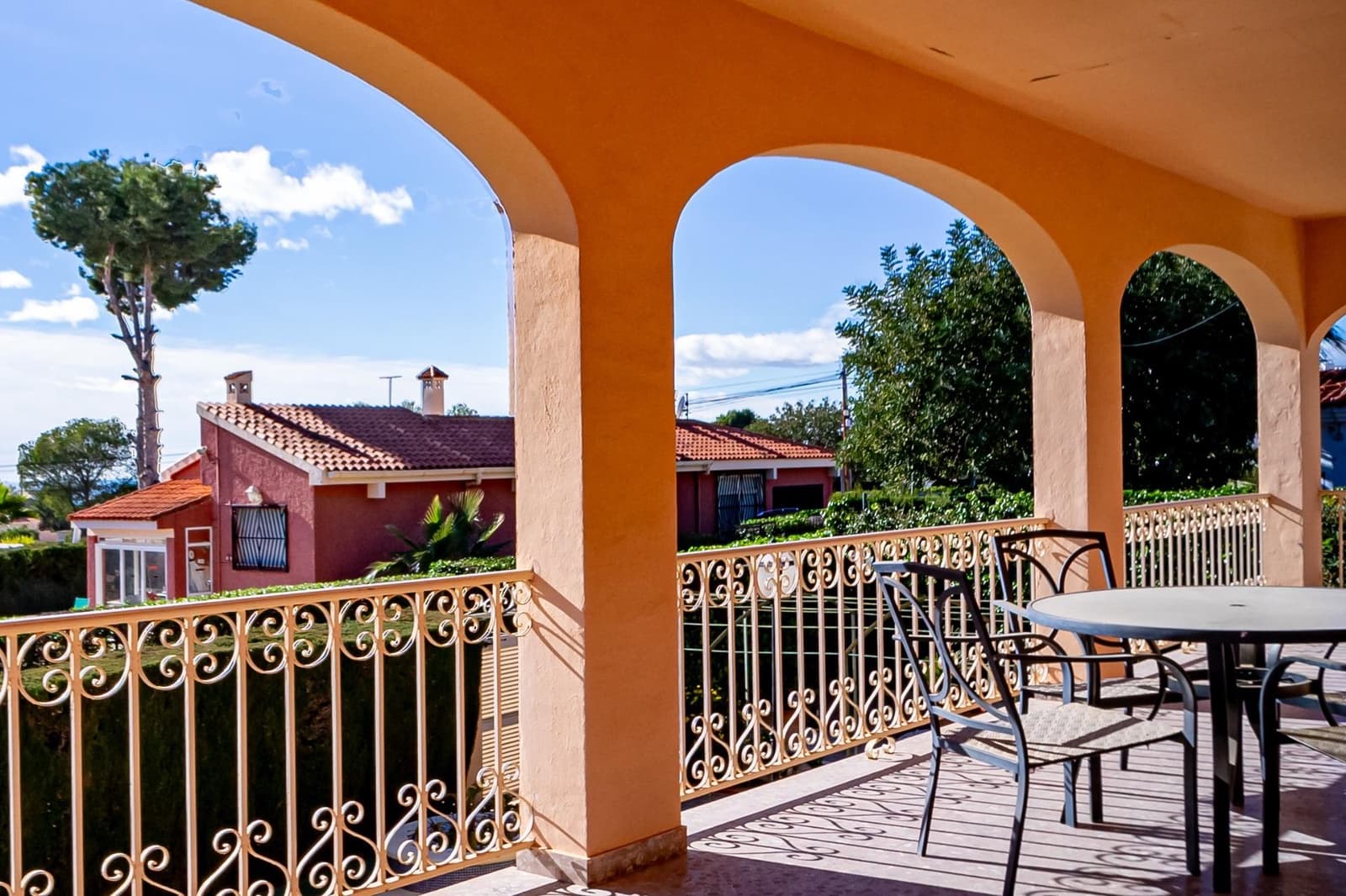 5 soveværelse Villa til salg i Benidorm med swimmingpool garage - € 799.000 (Ref: 10138963)
