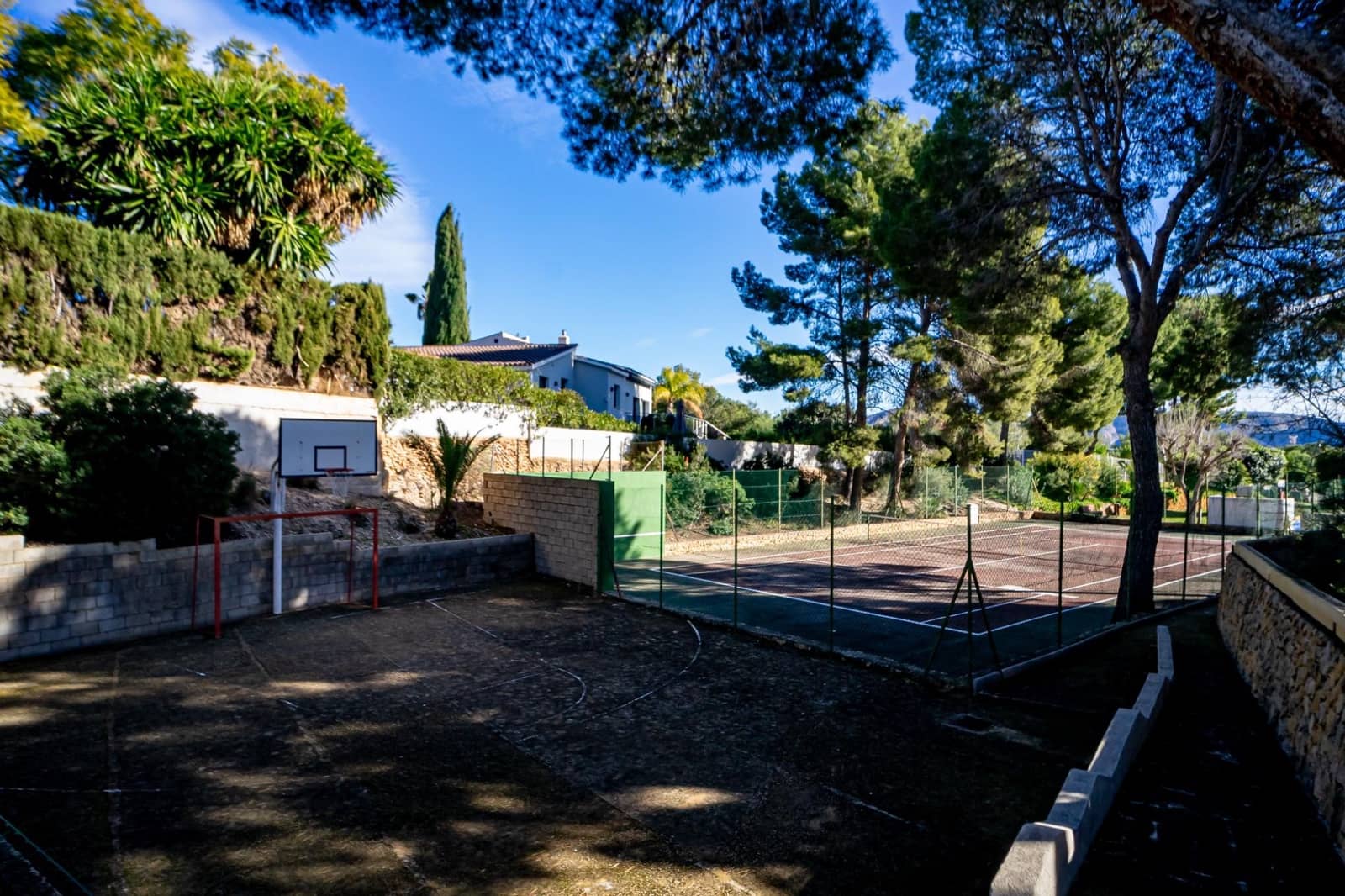 5 soveværelse Villa til salg i Benidorm med swimmingpool garage - € 799.000 (Ref: 10138963)