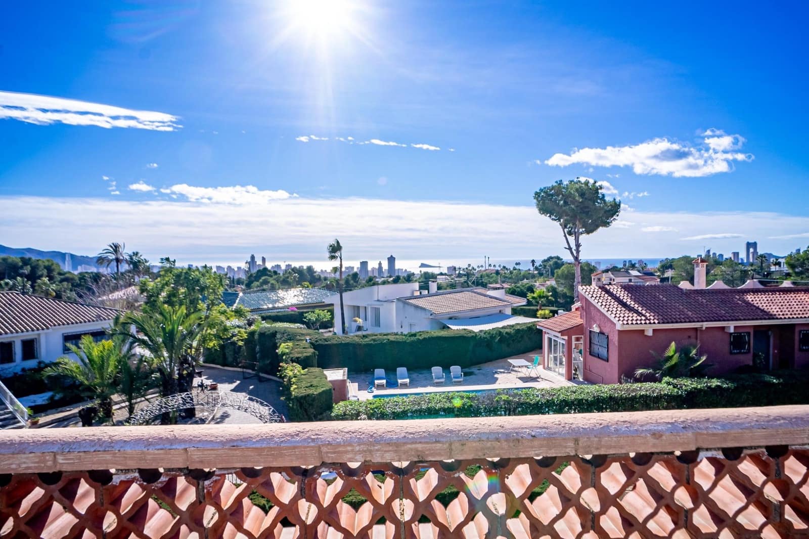 5 soveværelse Villa til salg i Benidorm med swimmingpool garage - € 799.000 (Ref: 10138963)