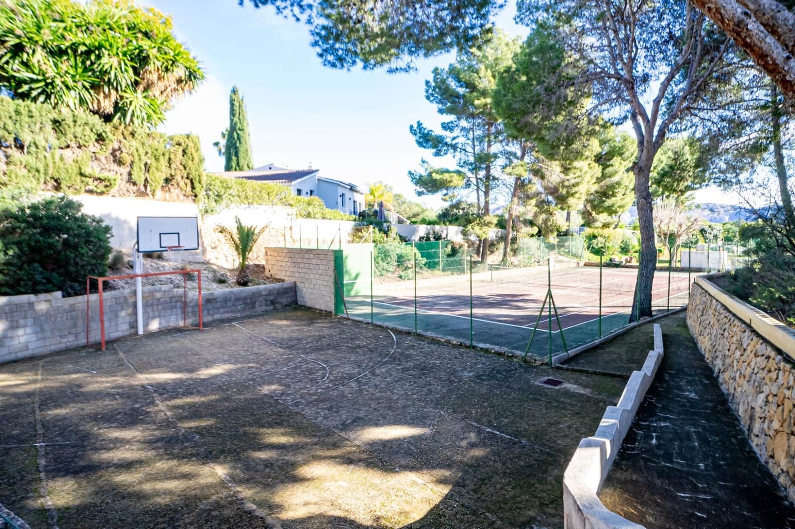 5 soveværelse Villa til salg i Benidorm med swimmingpool garage - € 799.000 (Ref: 10138963)