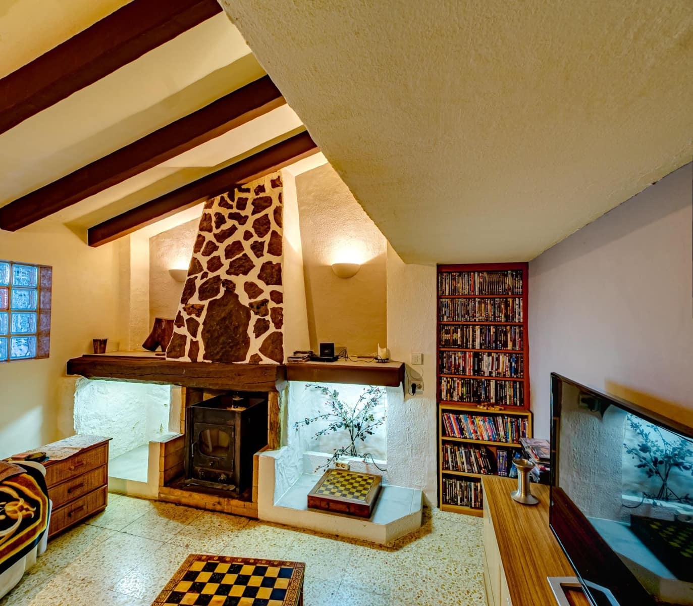 2 sypialnia Finka/Dom wiejski na sprzedaż w Confrides - 165 000 € (Ref: 8418652)