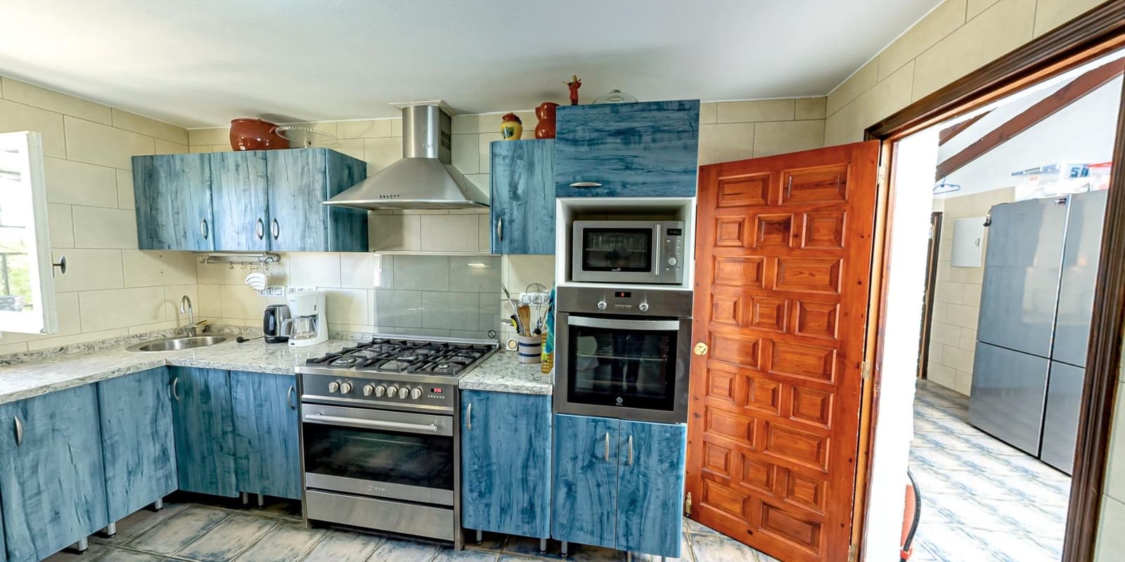 Chalet de 8 habitaciones en La Nucia en venta con piscina - 680.000 € (Ref: 8419483)