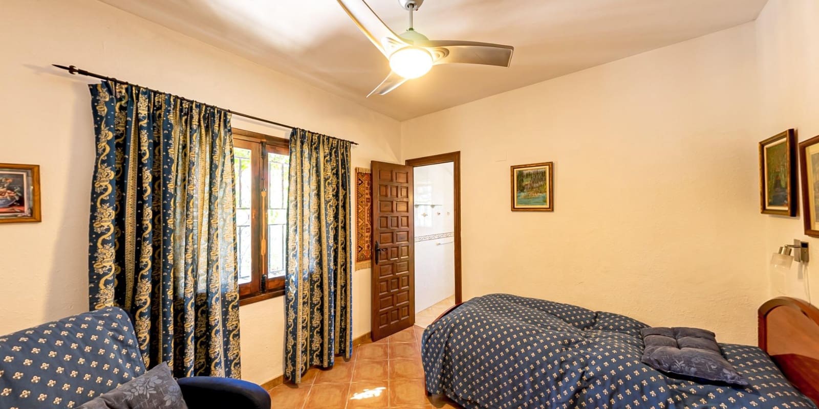 Chalet de 8 habitaciones en La Nucia en venta con piscina - 680.000 € (Ref: 8419483)