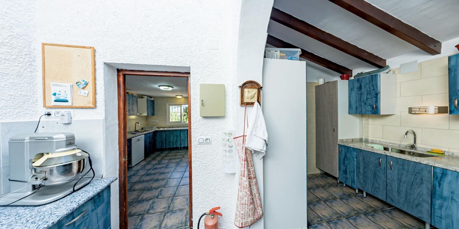 Chalet de 8 habitaciones en La Nucia en venta con piscina - 680.000 € (Ref: 8419483)