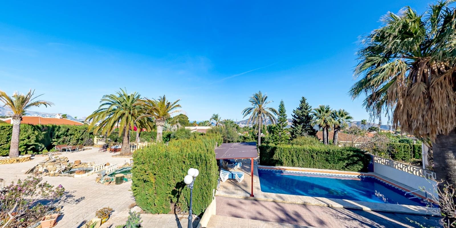 Chalet de 8 habitaciones en La Nucia en venta con piscina - 680.000 € (Ref: 8419483)