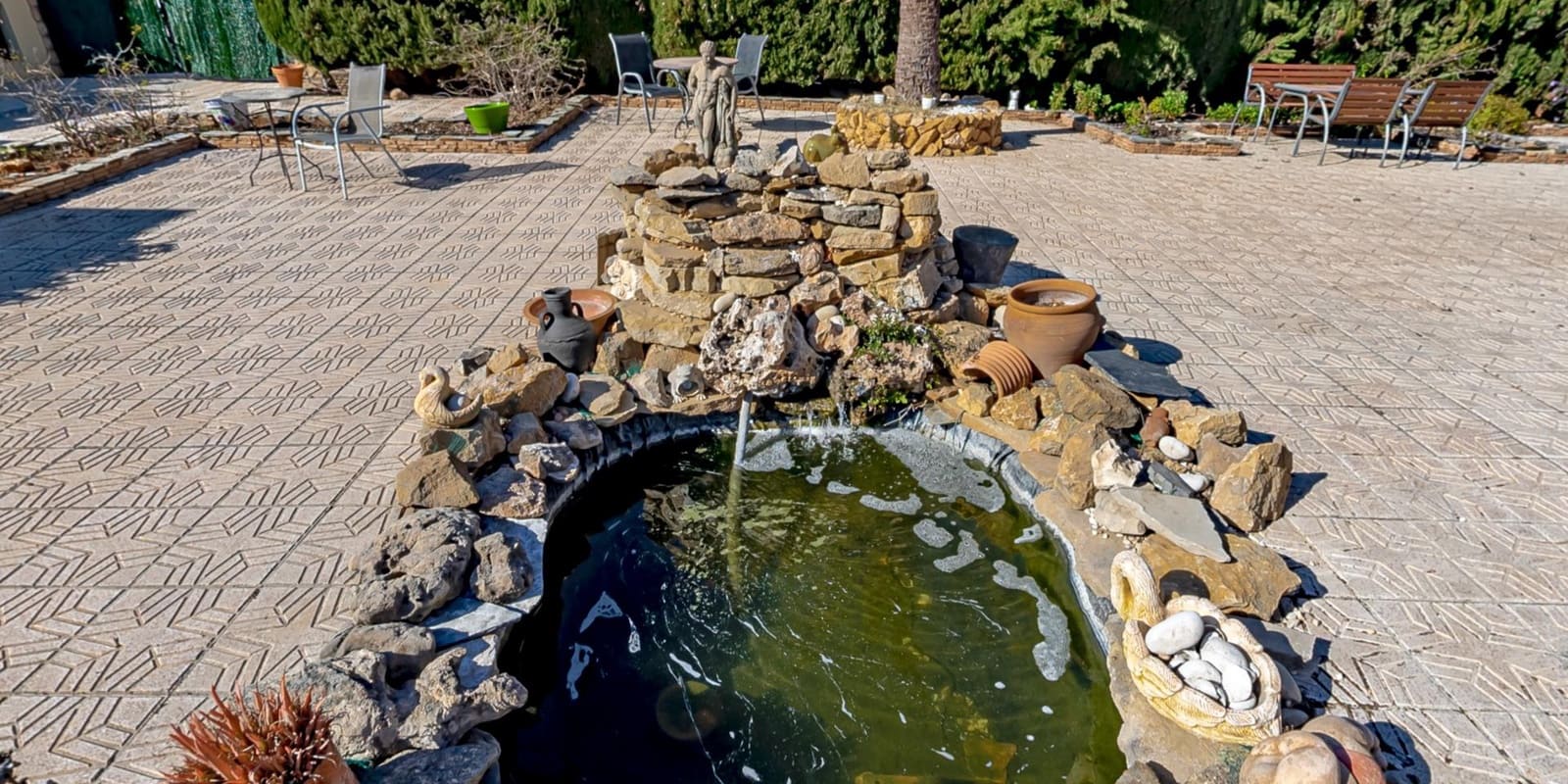 Chalet de 8 habitaciones en La Nucia en venta con piscina - 680.000 € (Ref: 8419483)