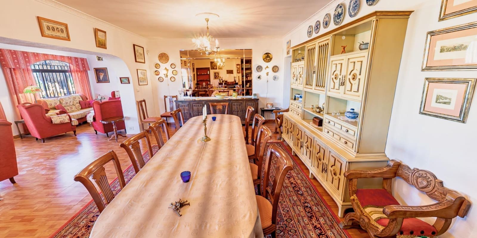 Chalet de 8 habitaciones en La Nucia en venta con piscina - 680.000 € (Ref: 8419483)