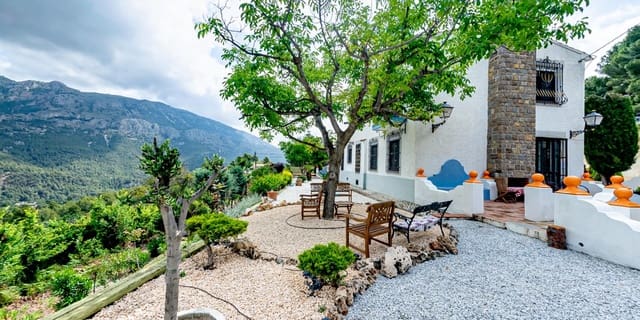 3 soveværelse Finca/Landehus til salg i Guadalest - € 520.000 (Ref: 8419488)