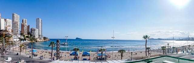 4 makuuhuone Huoneisto myytävänä paikassa Benidorm mukana uima-altaan - 650 000 € (Ref: 8419497)
