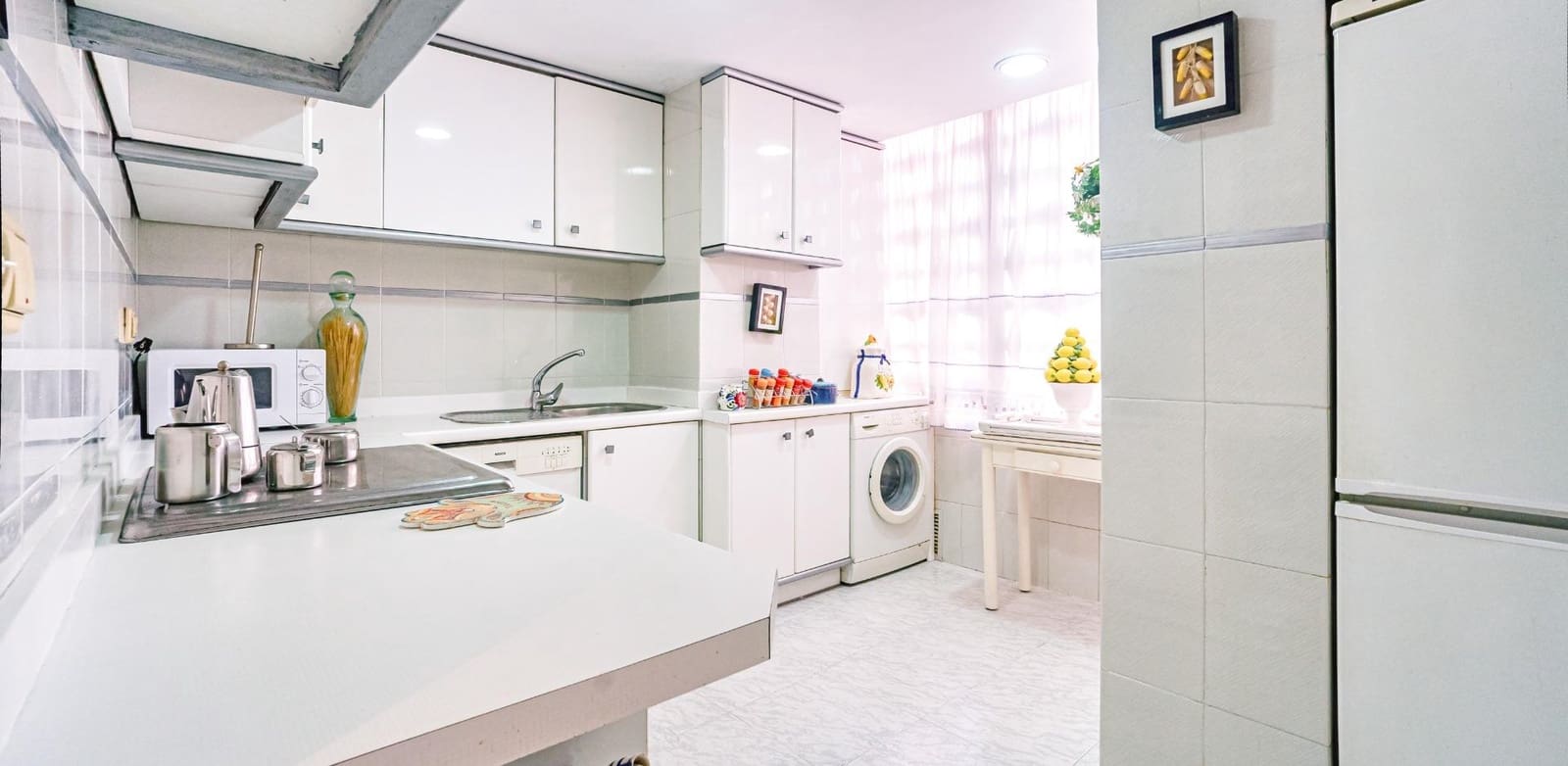 4 sovrum Lägenhet till salu i Benidorm med pool - 650 000 € (Ref: 8419497)