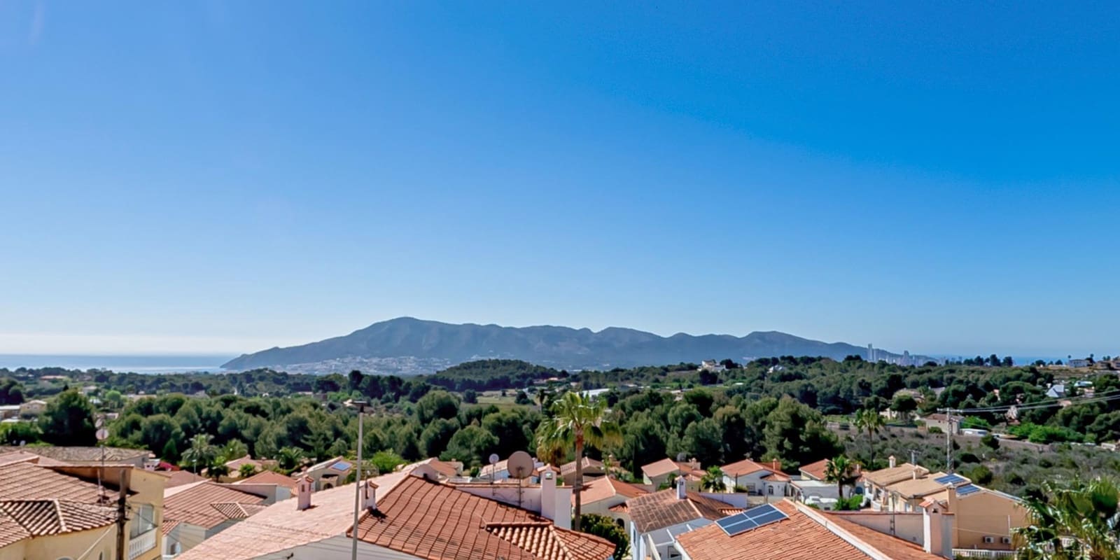 3 soveværelse Villa til salg i Alfaz del Pi / L'Alfas del Pi med swimmingpool garage - € 745.000 (Ref: 8421334)