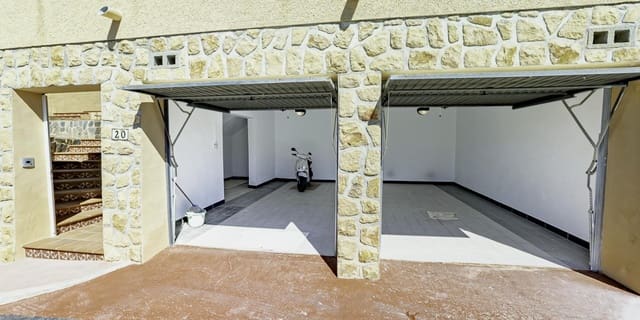 3 soveværelse Villa til salg i Alfaz del Pi / L'Alfàs del Pi med swimmingpool garage - € 745.000 (Ref: 8421334)