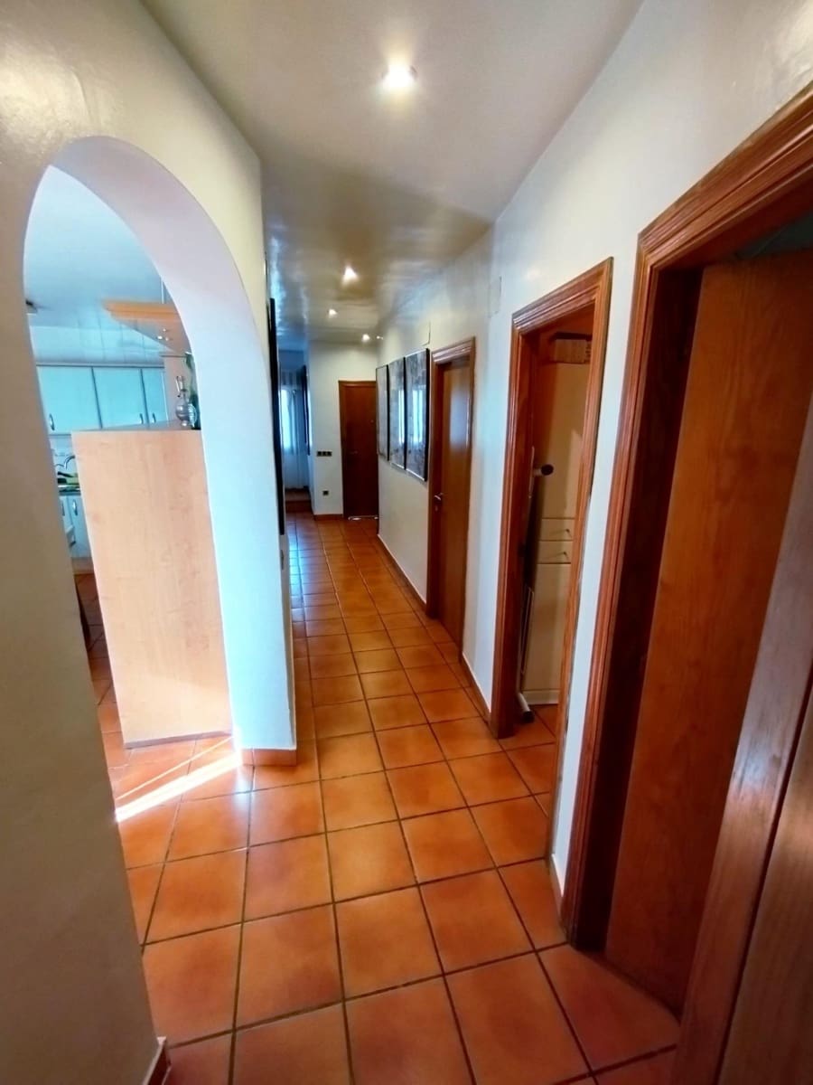 4 soveværelse Byhus til salg i Alfaz del Pi / L'Alfas del Pi med garage - € 499.000 (Ref: 8438761)