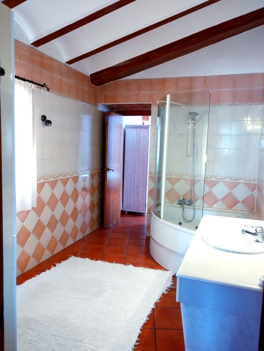 4 soveværelse Byhus til salg i Alfaz del Pi / L'Alfas del Pi med garage - € 599.000 (Ref: 8438761)