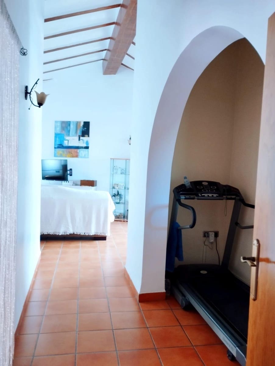 4 soveværelse Byhus til salg i Alfaz del Pi / L'Alfas del Pi med garage - € 599.000 (Ref: 8438761)