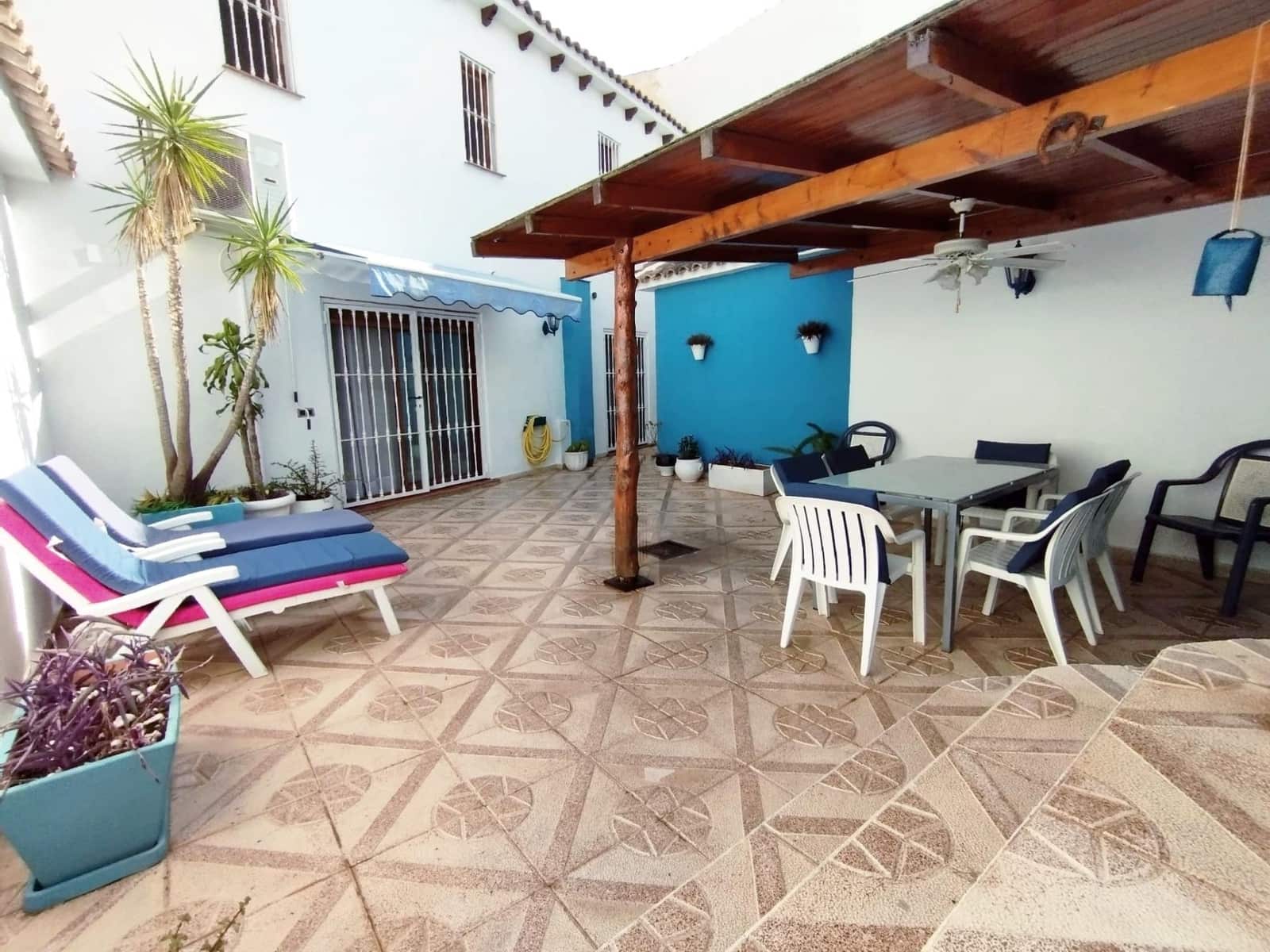 4 soveværelse Byhus til salg i Alfaz del Pi / L'Alfas del Pi med garage - € 599.000 (Ref: 8438761)